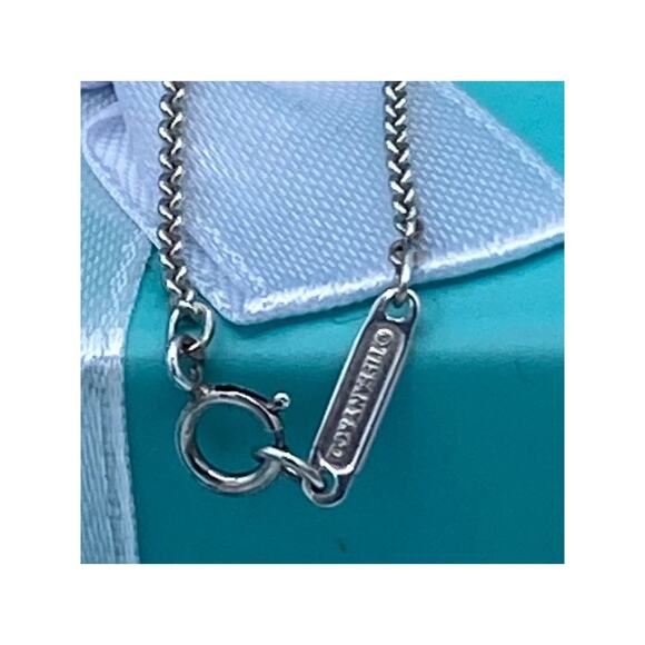 Authentic Tiffany & Co Sterling Sliver Atlas Cube Pendant Necklace - Picture 5 of 6